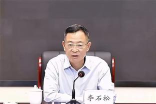 马特乌斯谈克罗斯可能回归：若踢边后卫是可行的，德国最不缺中场